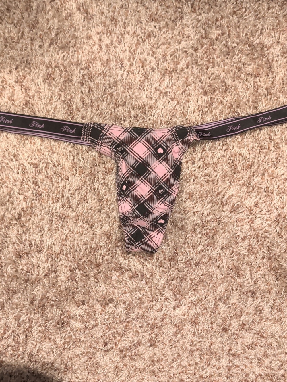 Pink Vs Extra Low Rise Thong Nwt
